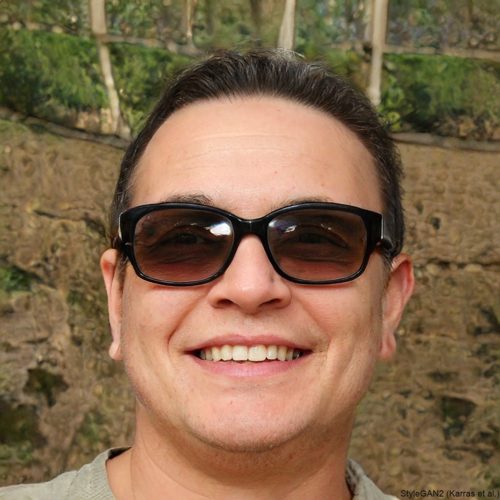 <em>Andres Garcia</em>